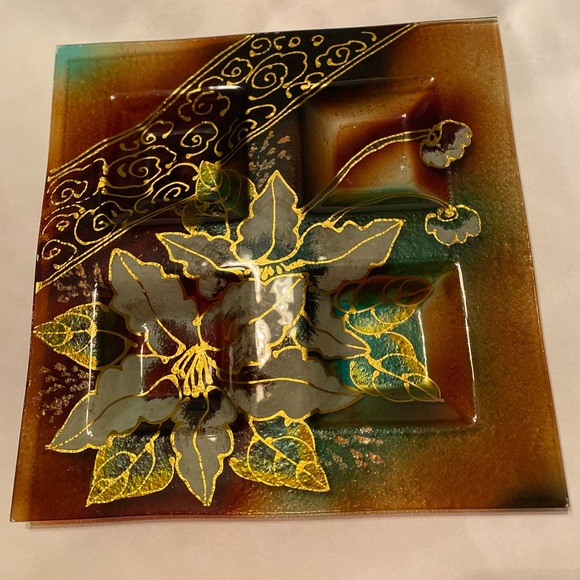 Gorgeous Desti Design Glass Divided Serving Dish - Picture 3 of 6